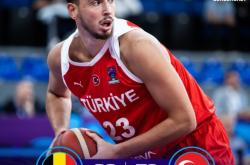 开云体育官网-比利时横扫土耳其，恩昆库三分雨点燃全场