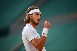 开云体育app-意大利网球队逆转世界网球队，西西帕斯送出助攻