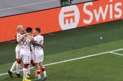 开云体育中国-上海队险胜江苏队，米切尔状态火热