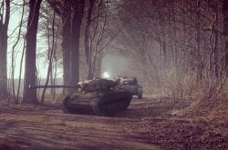 开云体育登录-足球圣殿的终极命题，当佛罗伦萨的精密体系，在巴黎的夜空下遭遇那个无解的C罗