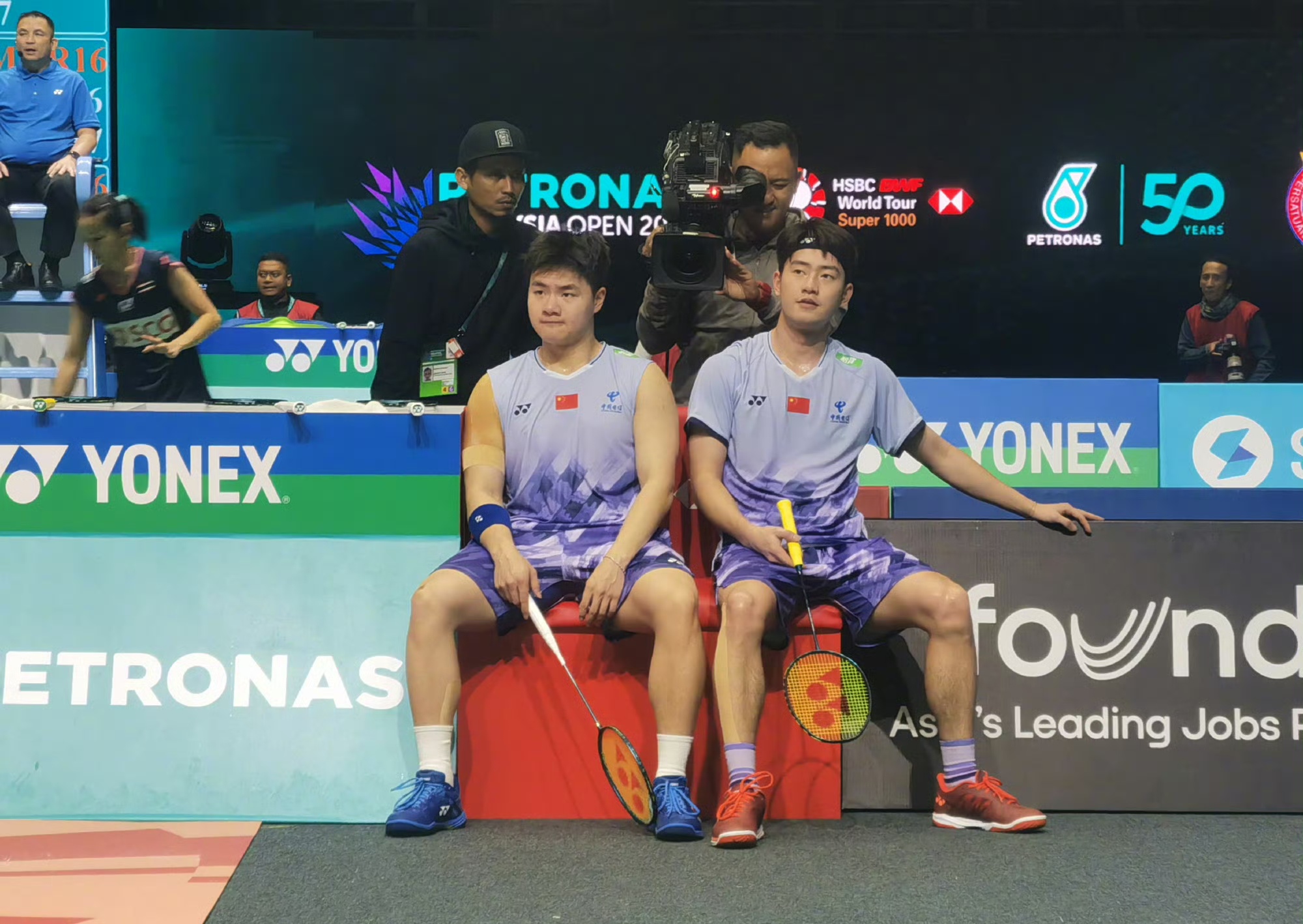 马来西亚羽毛球队险胜中国羽毛球队,辛杜爆发神勇 马来西亚羽毛球队险胜中国羽毛球队,辛杜爆发神勇