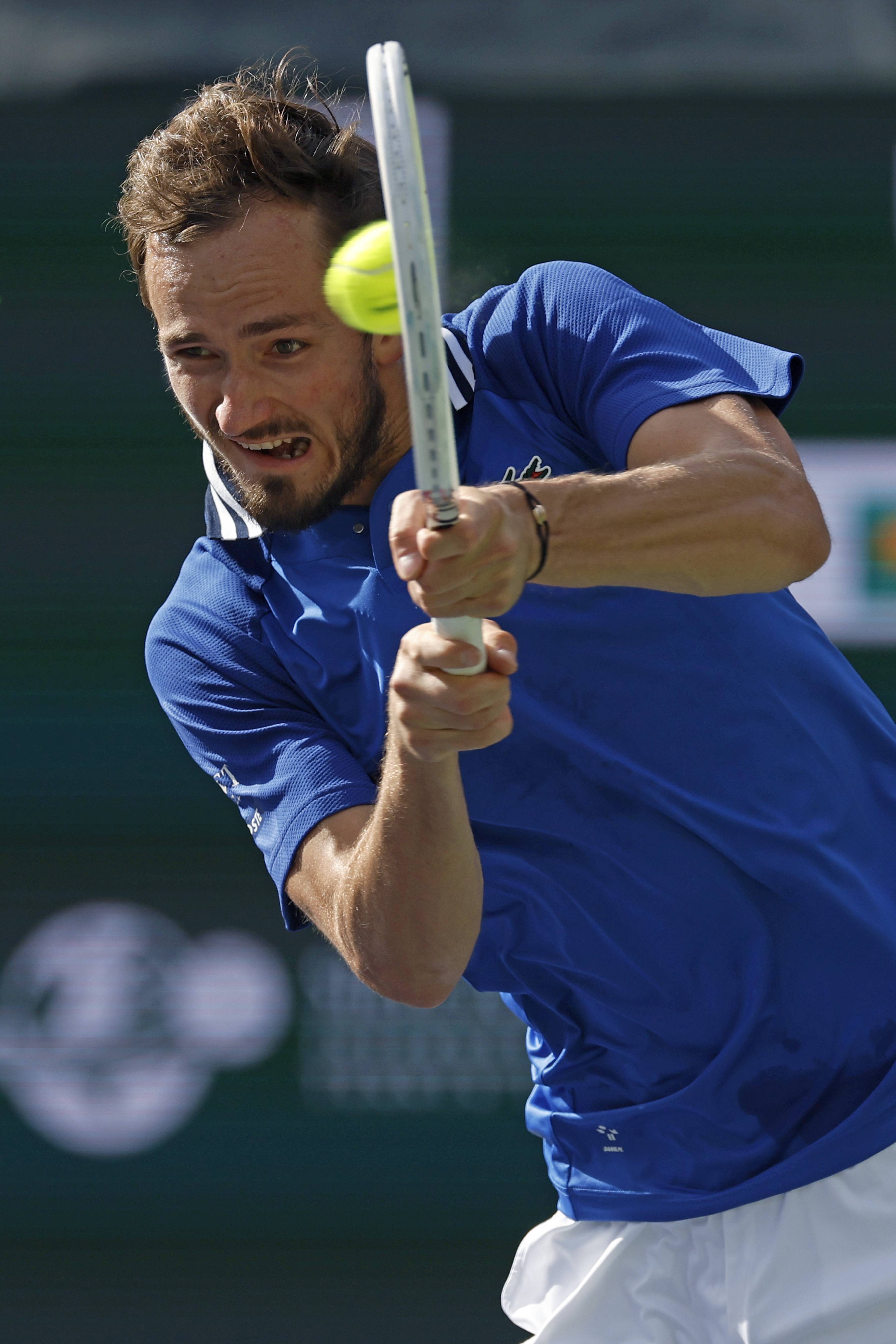 西班牙网球队绝杀欧洲网球队，梅德韦杰夫打破历史纪录