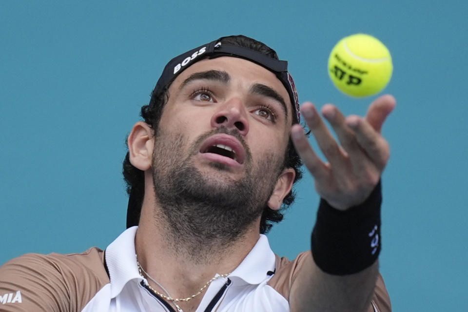 英国网球队逆转日本网球队,穆雷高光表现的简单介绍 英国网球队逆转日本网球队,穆雷高光表现的简单介绍