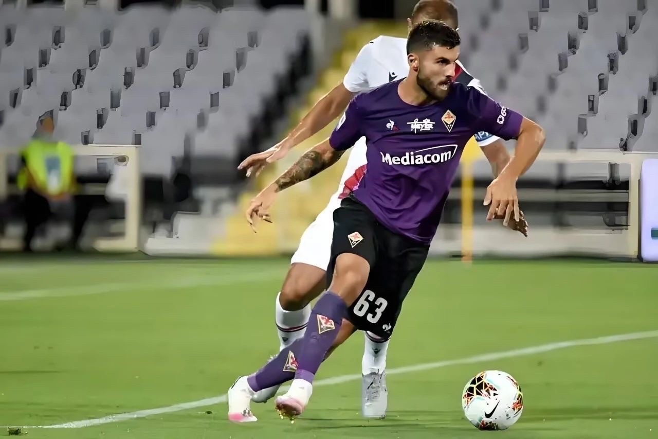 那不勒斯绝地反击意大利,佩德里统治全场 那不勒斯绝地反击意大利,佩德里统治全场