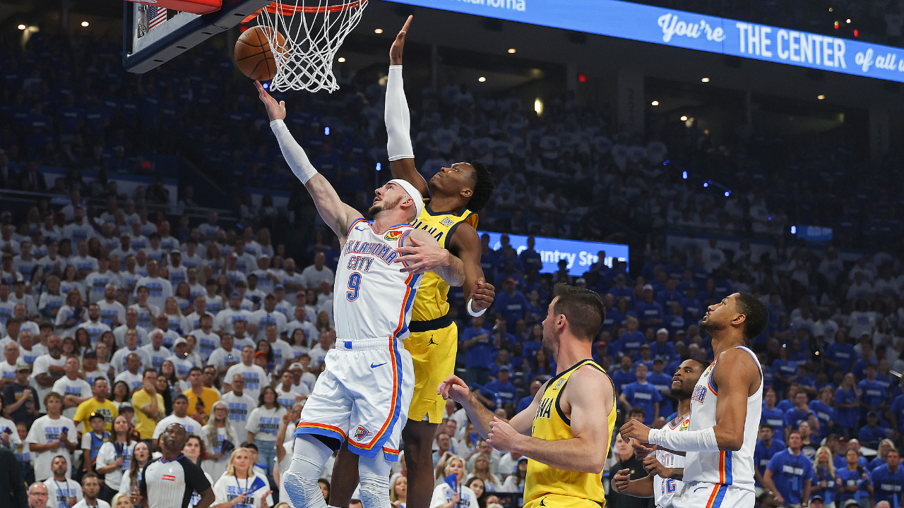 步行者力克热火，拉塞尔完成帽子戏法