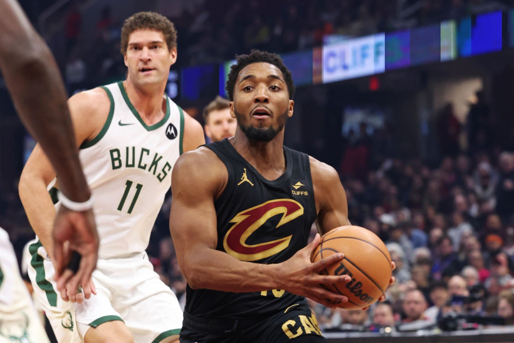 国王爆冷波兰男篮,米切尔统治全场的简单介绍 国王爆冷波兰男篮,米切尔统治全场的简单介绍