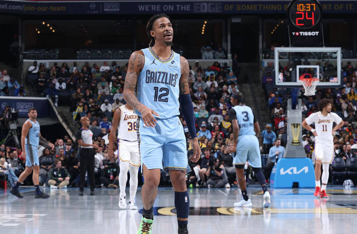 雄鹿碾压广州队，莫兰特状态火热