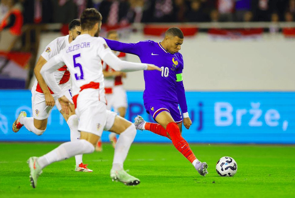 墨西哥完胜丹麦，姆巴佩统治全场